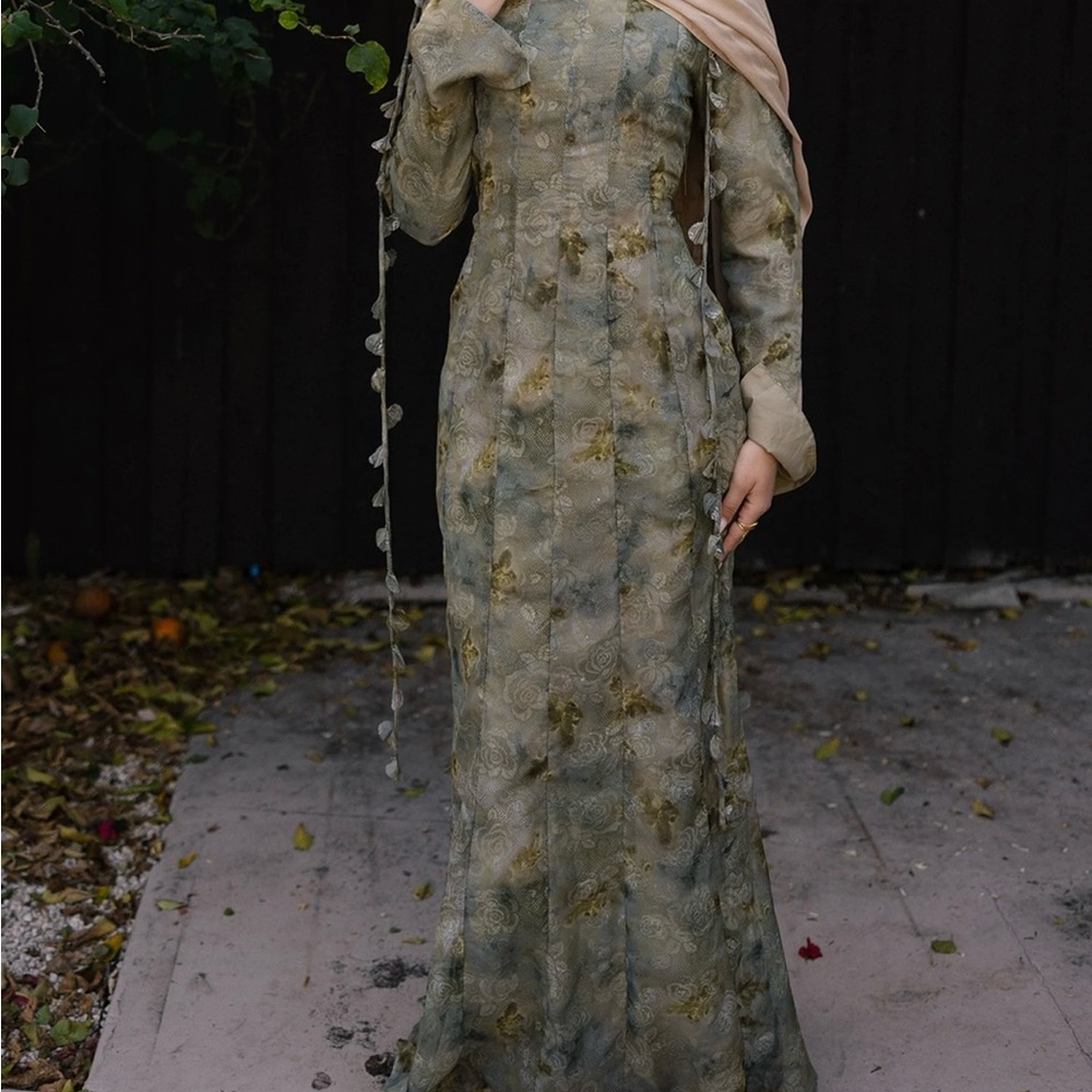 BRAND NEW LAMEERAMODA Nailea Organza Floral Dress- Mint SIZE: S